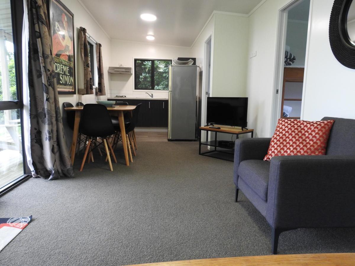 Oakura Beach Holiday Park ห้อง รูปภาพ