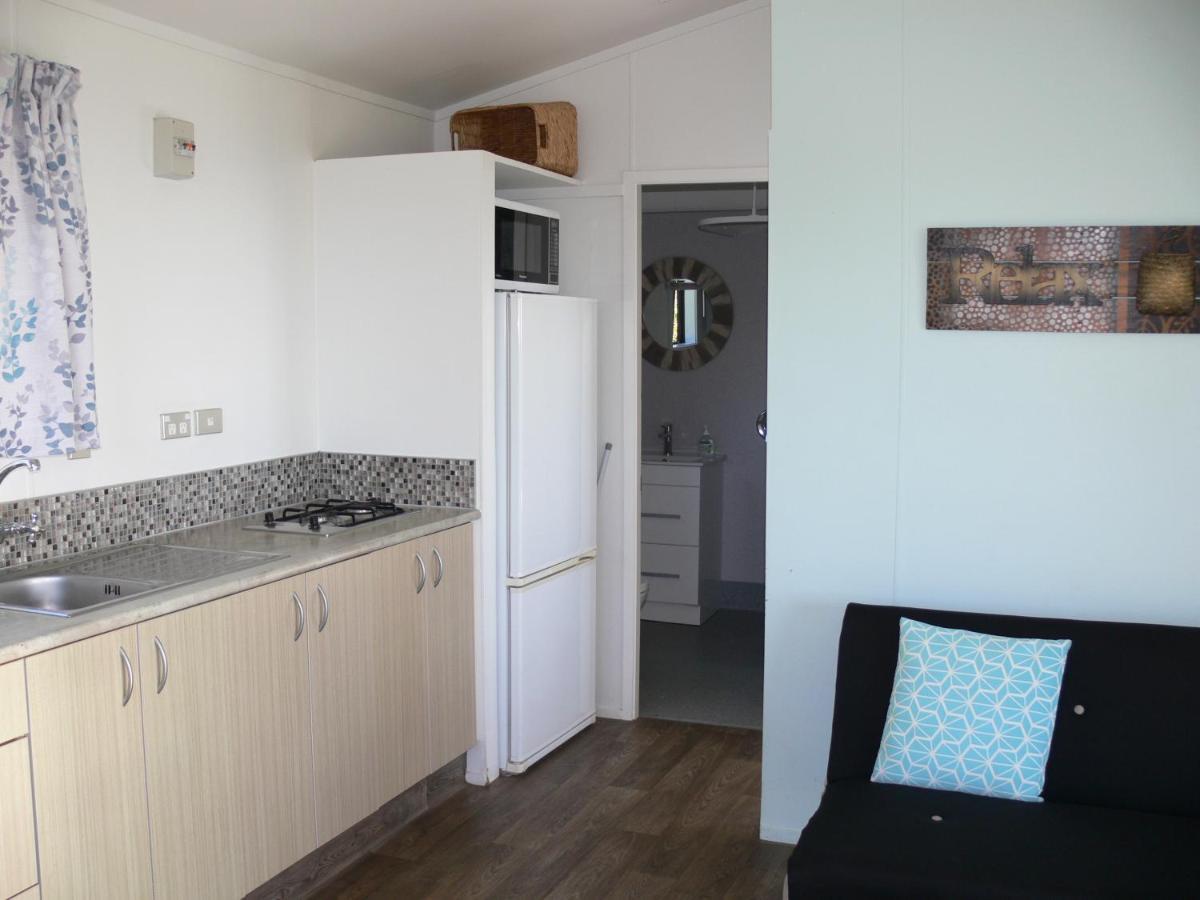Oakura Beach Holiday Park ห้อง รูปภาพ