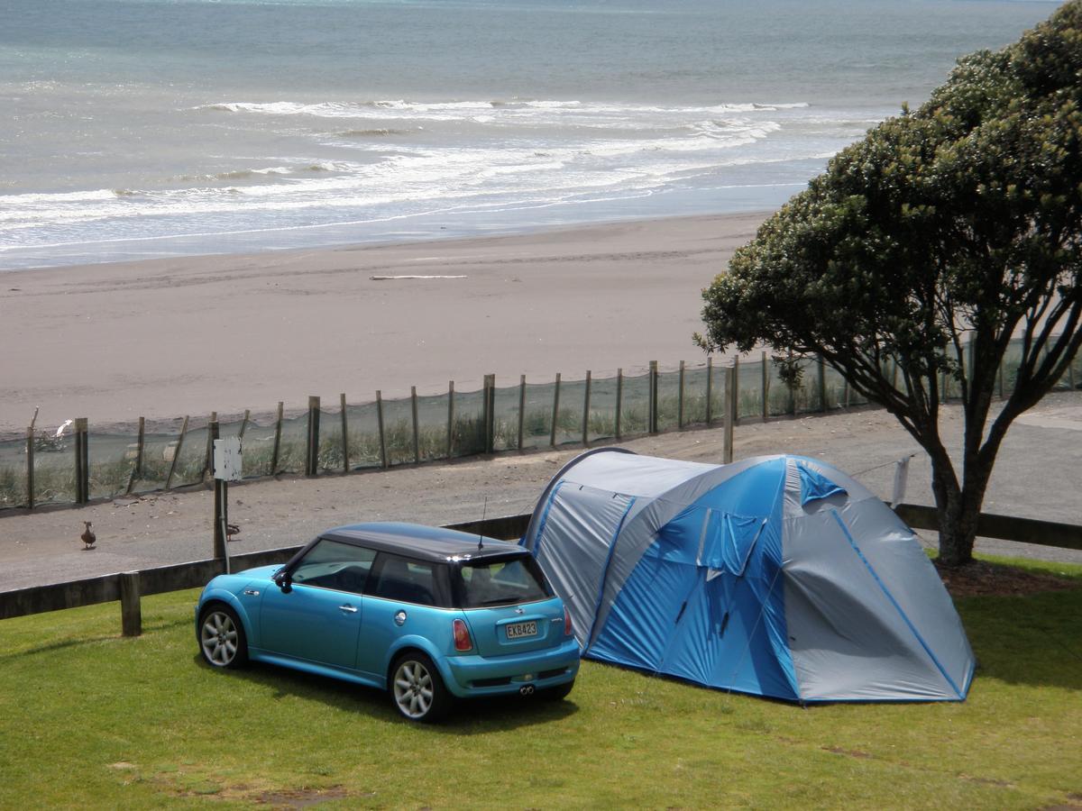 Oakura Beach Holiday Park ภายนอก รูปภาพ