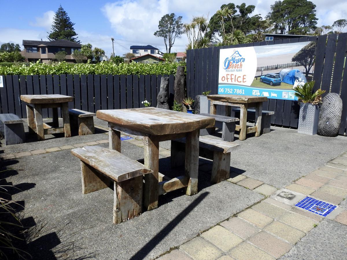 Oakura Beach Holiday Park ภายนอก รูปภาพ